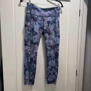 Lululemon fast & free